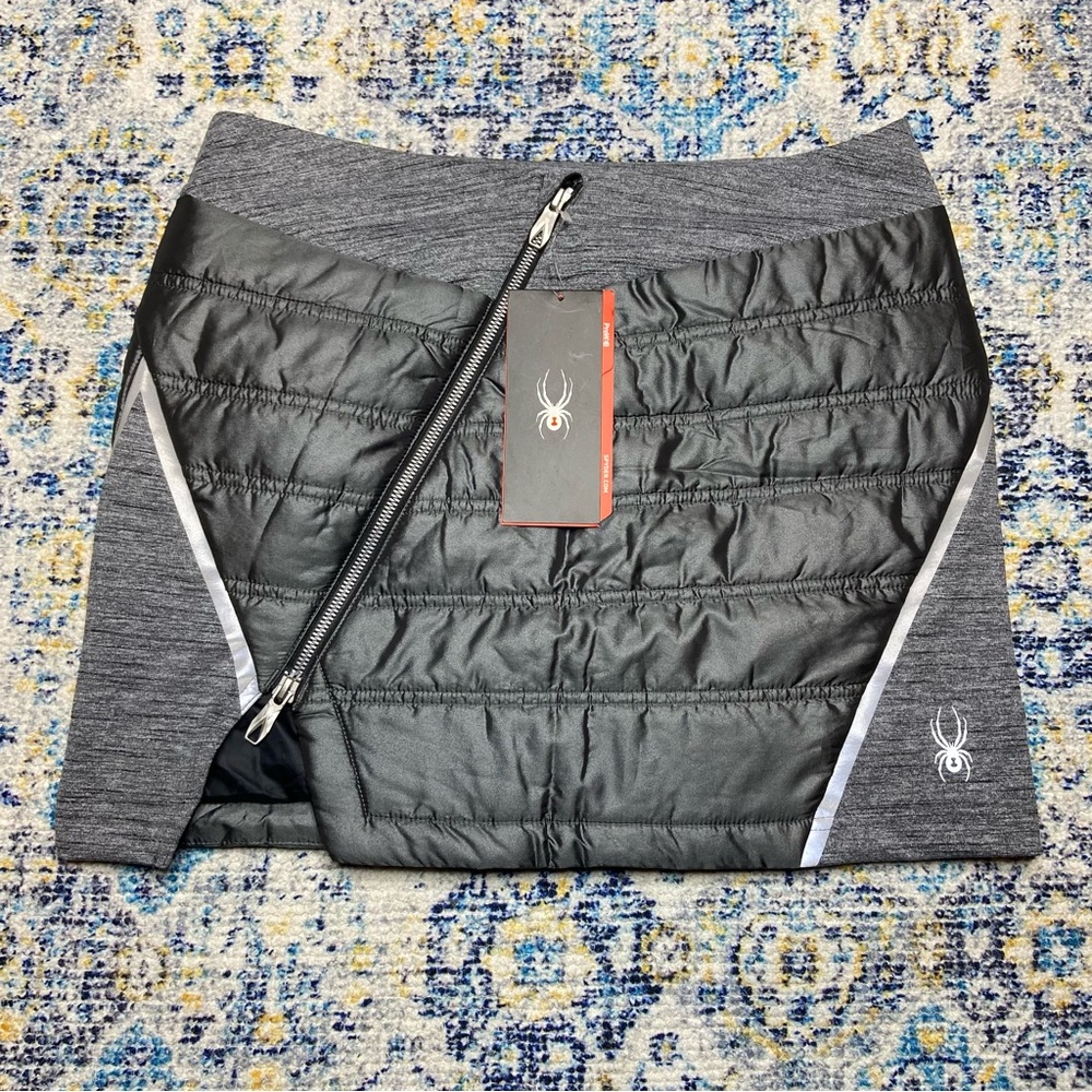 Spyder Asymmetrical Zip Front Insulated Solitude Mini Skirt Size 4